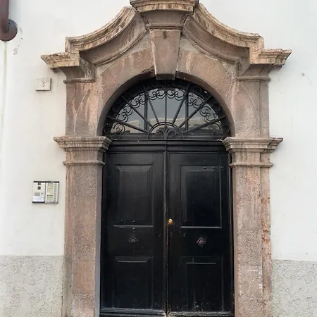 Via Ferrera Arco